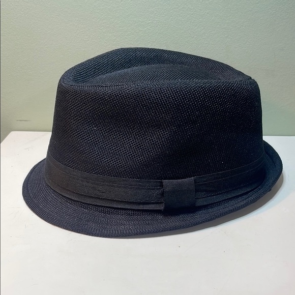 Stylish Black Fedora Hat - Picture 1 of 5